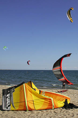 Parasurfing