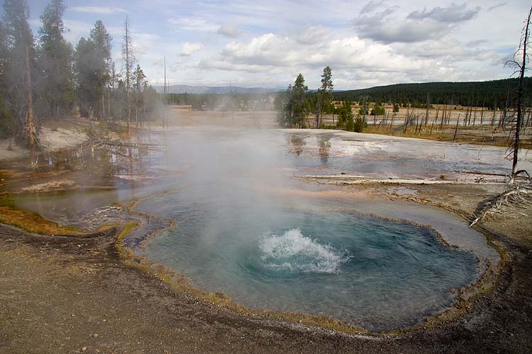 Firehole Spring, Starting to Erupt