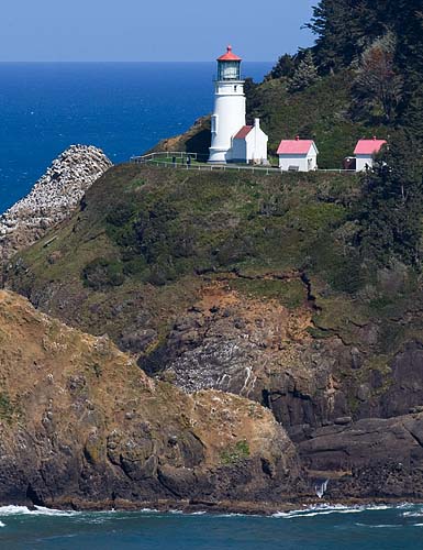 Hecata Head Light