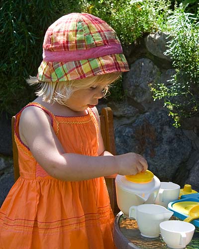 Pouring Tea