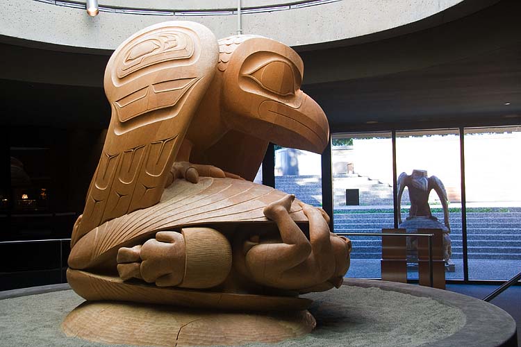 Bill Reid's Raven and the Clamshell