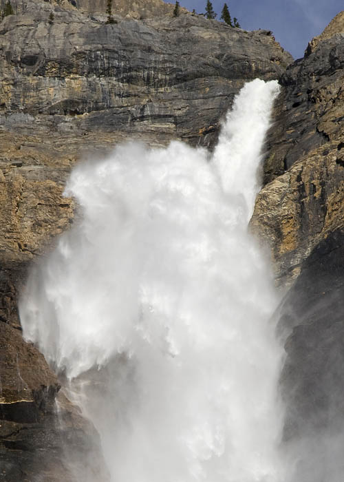 Takakkaw Falls