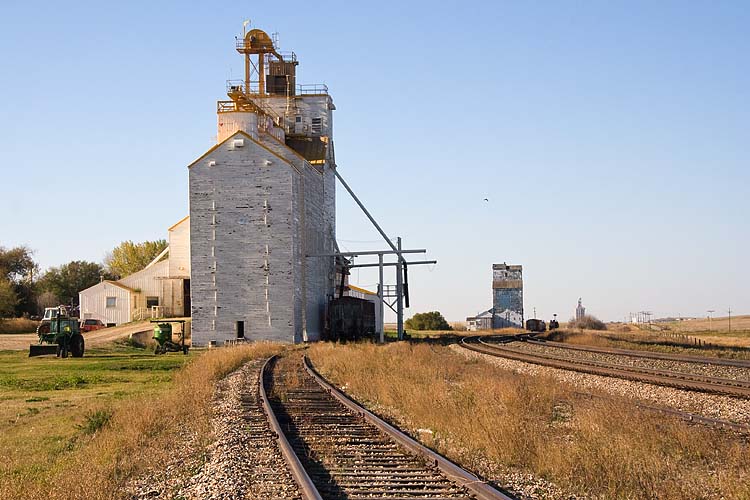 Gull Lake Elevators