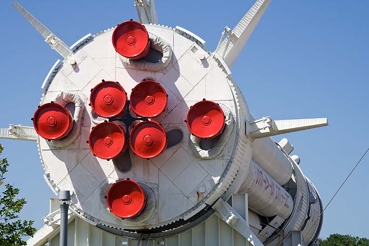 Saturn 1B Engines