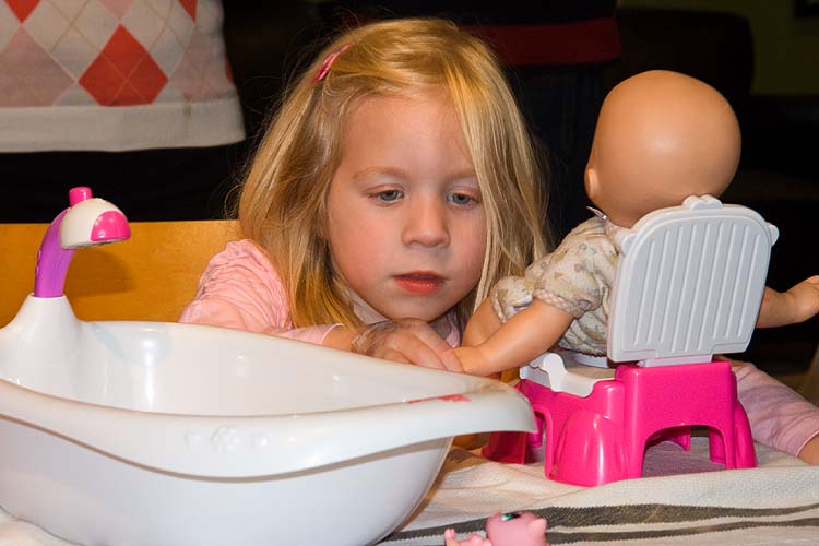 Natlya Decides it's Time to Toilet Train her Baby