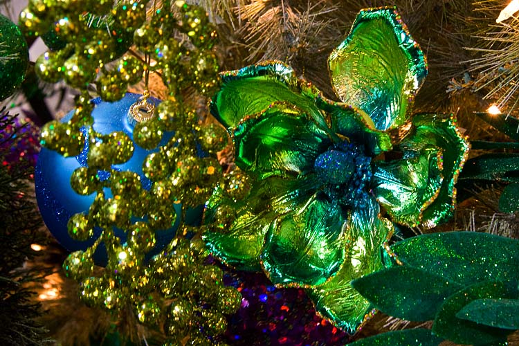 Shiny Green Flower