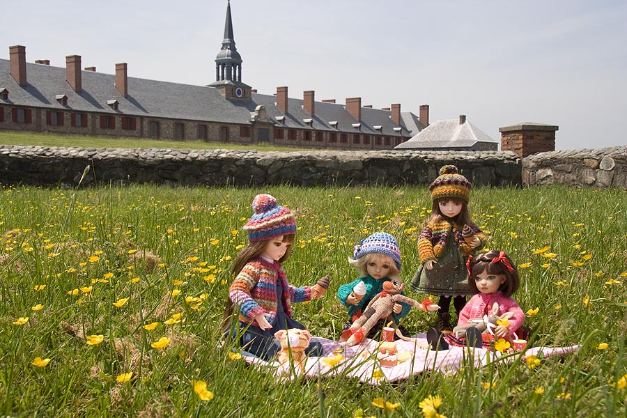 Picnic in Front of the Armory