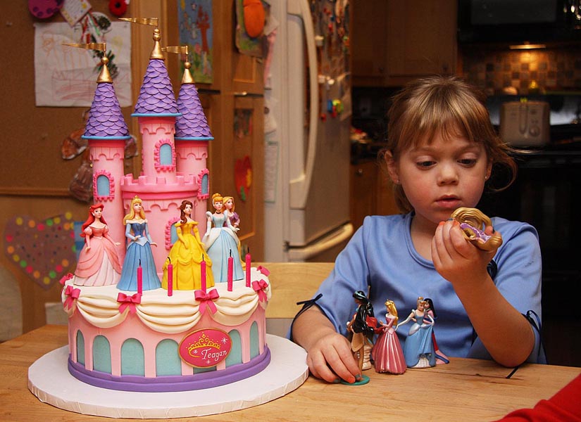 Checking Out the Princess Figures