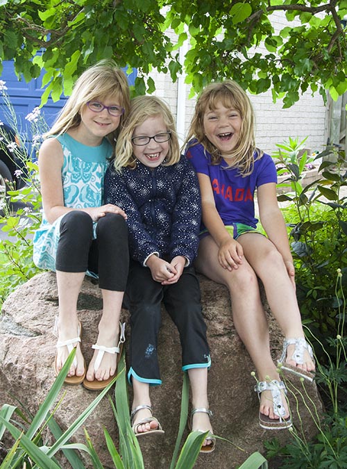 Three Girls Under the Mulberry Tree