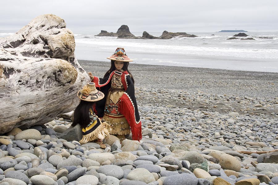 Byuri and Asa at Ruby Beach