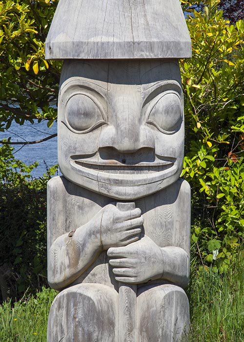 Welcome Figure Outside a Shop in Tofino