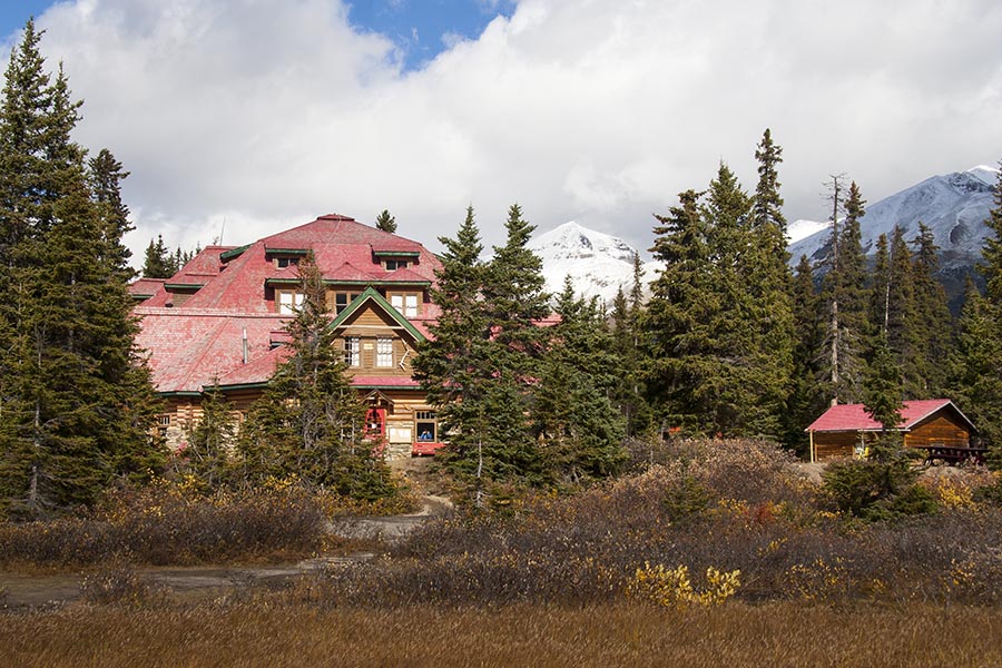 Num-Ti-Jah Lodge
