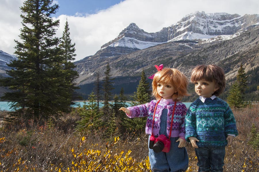 Holly and Coco at Bow Lake