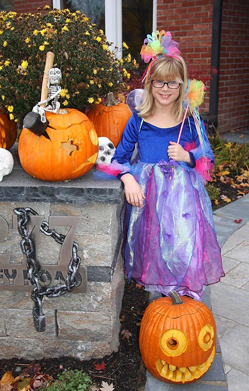 Rachel all Dressed Up