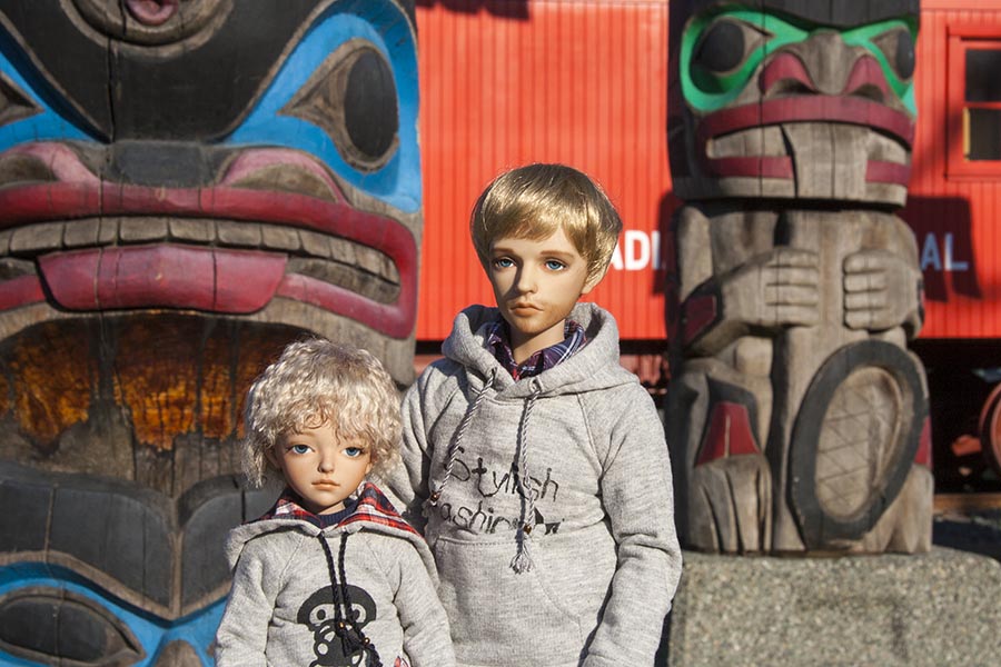 Milo & Owen with the Totem Poles