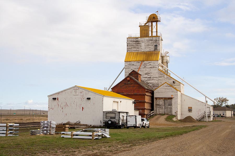 Gull Lake Grain Elevators