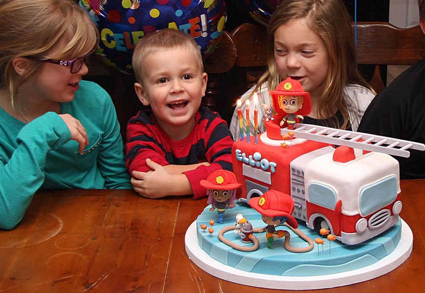 Elliot with Rachel & Teagan