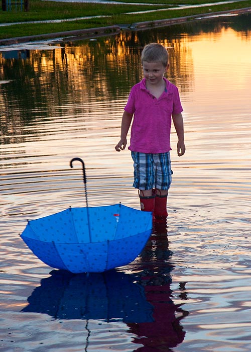 An Umbrella Boat