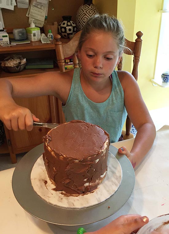 Icing 'Little Grandpa's' Cake