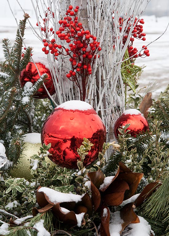 Red Balls in the Snow