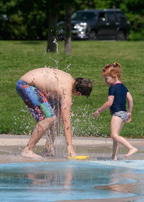 Playing with the Fountain