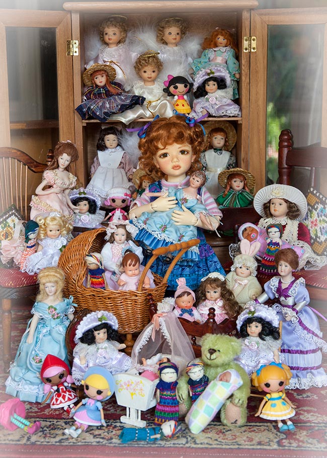 Holly's Doll Collection