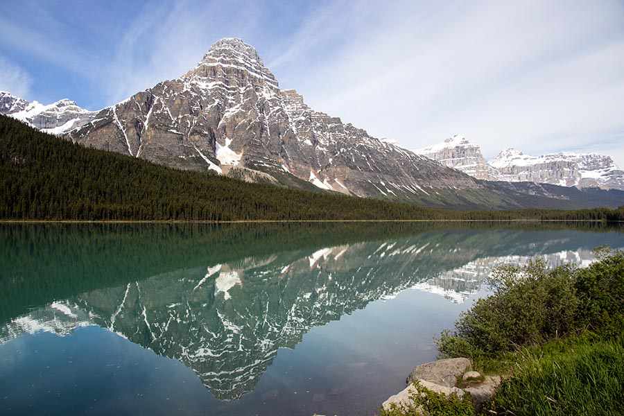 Waterfowl lake