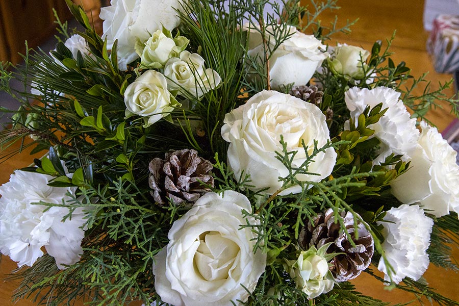 White Roses & Carnations